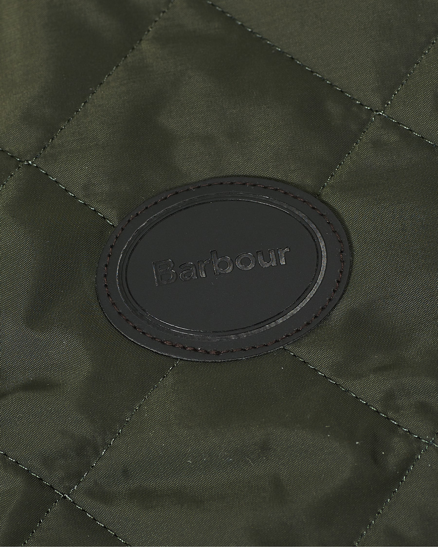 Herr | Barbour Lifestyle Quilted Dog Coat Olive | Barbour Lifestyle | Quilted Dog Coat Olive