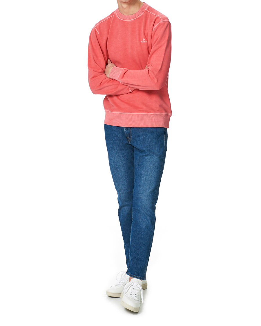 Herr | Tröjor | GANT | Sunbleached Crew Neck Sweatshirts Watermelon Pink