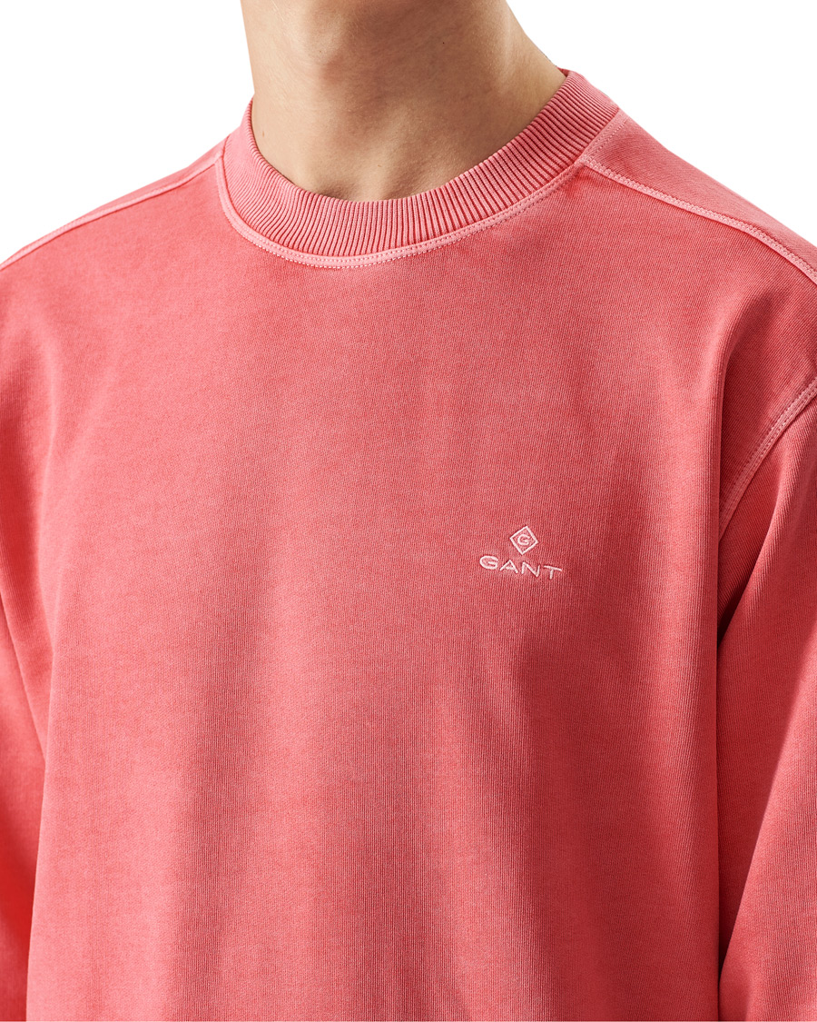 Herr | Tröjor | GANT | Sunbleached Crew Neck Sweatshirts Watermelon Pink