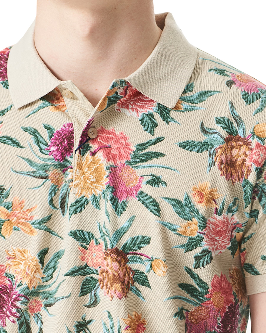 Herr | Pikéer | GANT | Dalia Printed Flower Polo Plaza Taupe