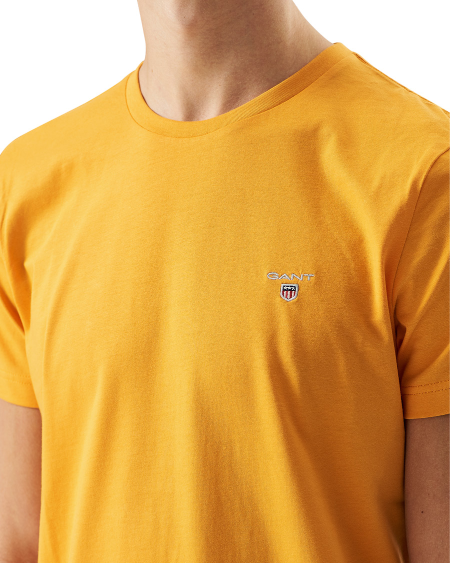 Herr | T-Shirts | GANT | The Original Tee Dalia Orange