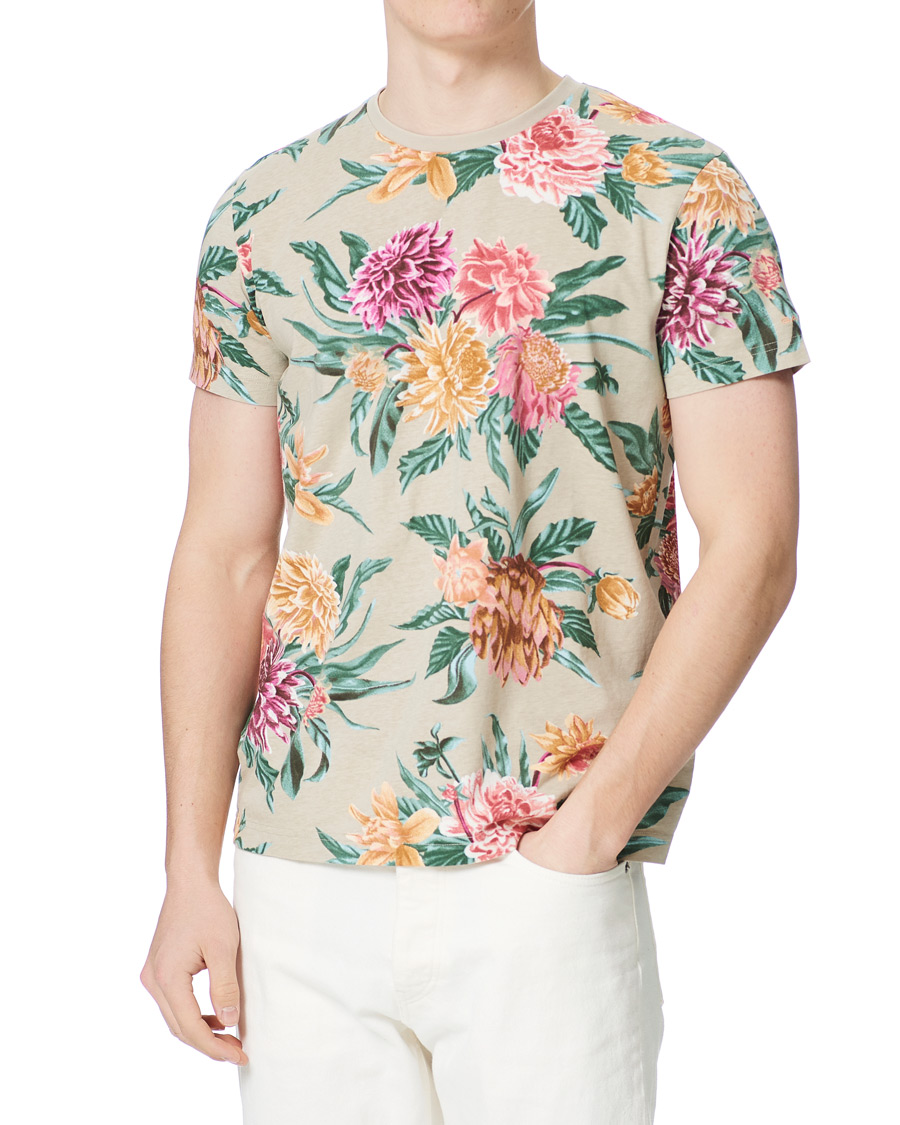 Herr | T-Shirts | GANT | Dalia Printed Flower Tee Plaza Taupe