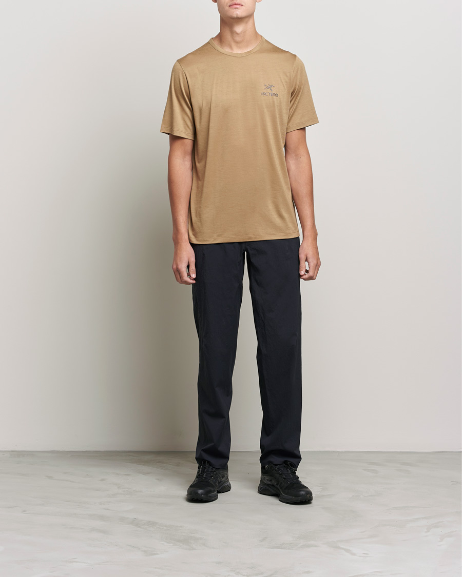 Herr | T-Shirts | Arc'teryx | Arc´Logo Emblem Wool T-shirt Canvas