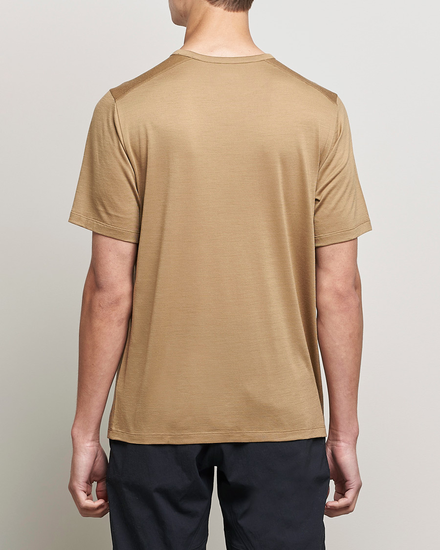 Herr | T-Shirts | Arc'teryx | Arc´Logo Emblem Wool T-shirt Canvas