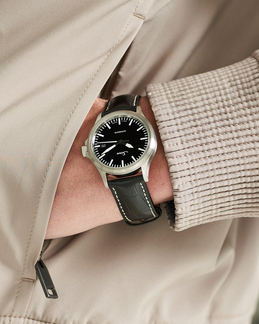 Herr | Fine watches | Sinn | 556 I Date Watch 38,5mm Leather Strap Black
