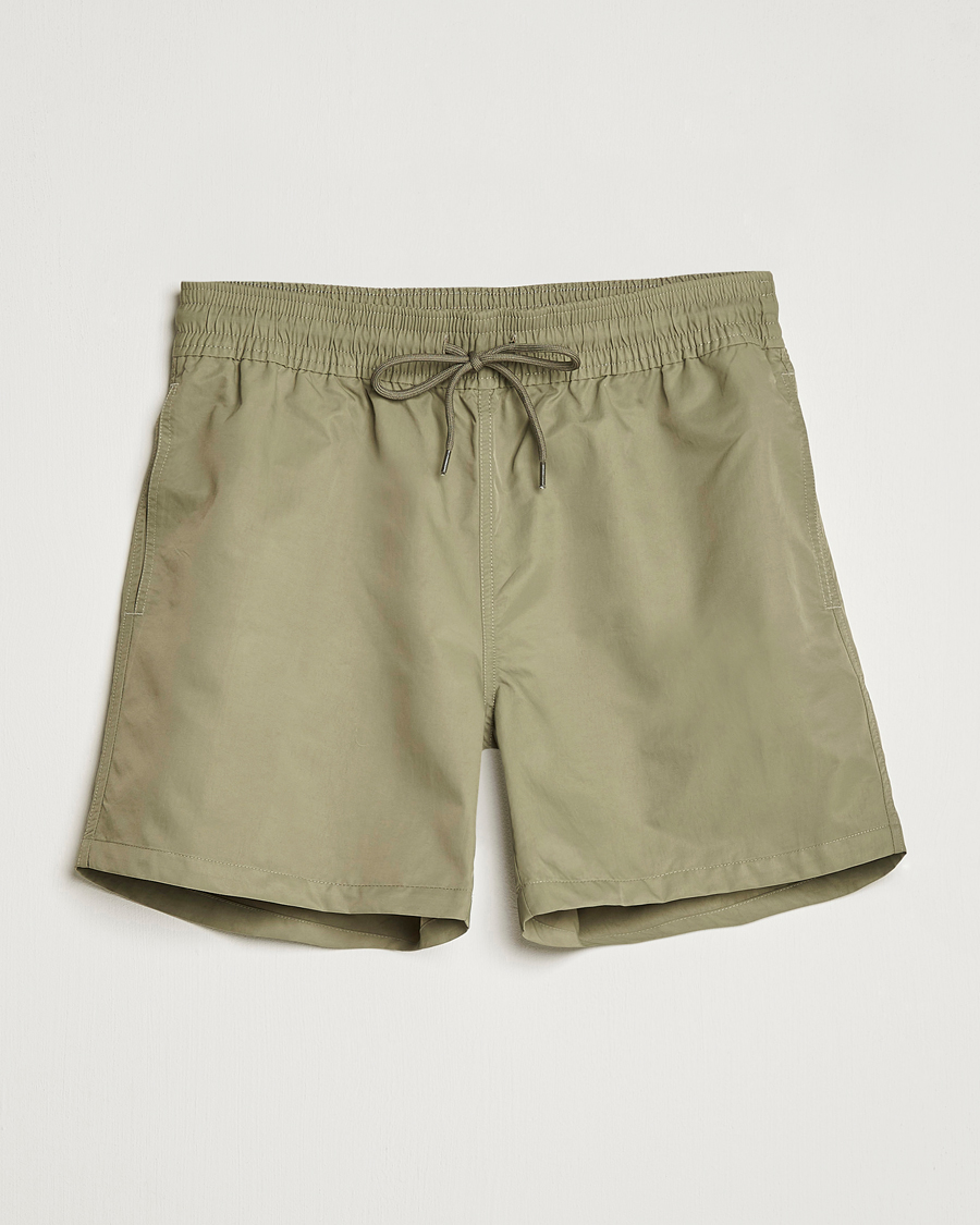 Herr | Badbyxor | Colorful Standard | Classic Organic Swim Shorts Dusty Olive