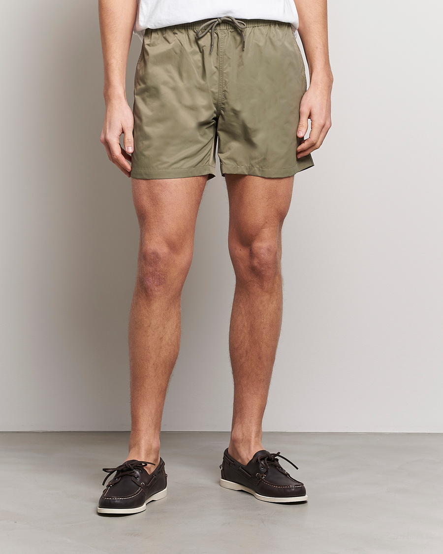 Herr | Colorful Standard | Colorful Standard | Classic Organic Swim Shorts Dusty Olive