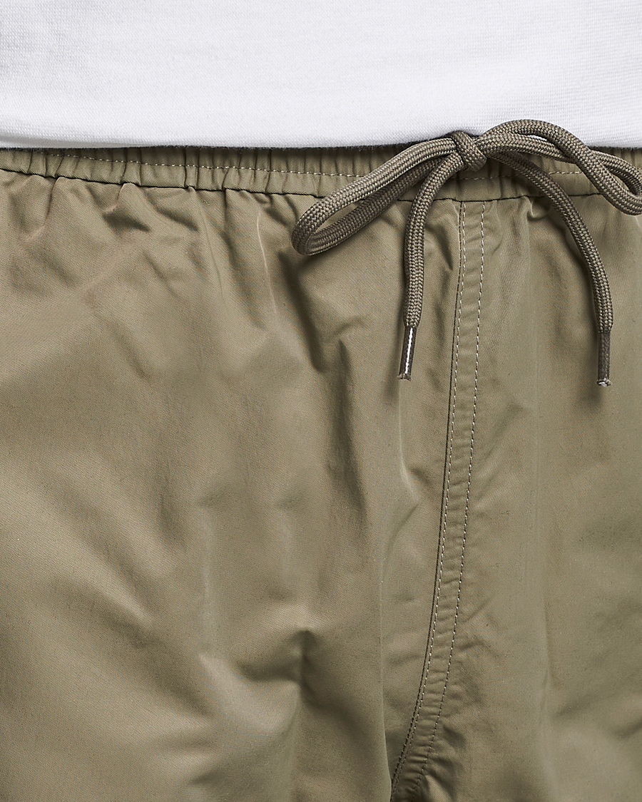 Herr | Badbyxor | Colorful Standard | Classic Organic Swim Shorts Dusty Olive