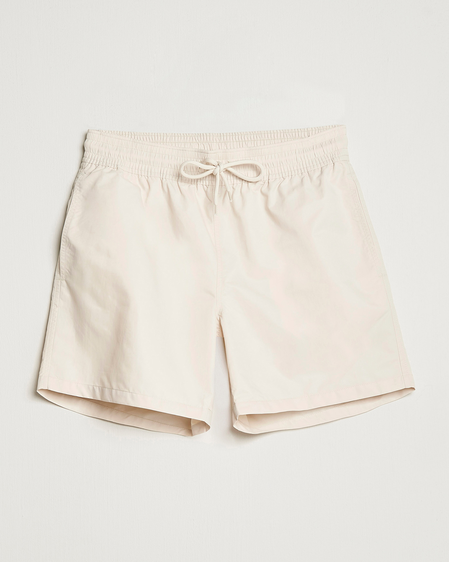 Herr | Badbyxor | Colorful Standard | Classic Organic Swim Shorts Ivory White