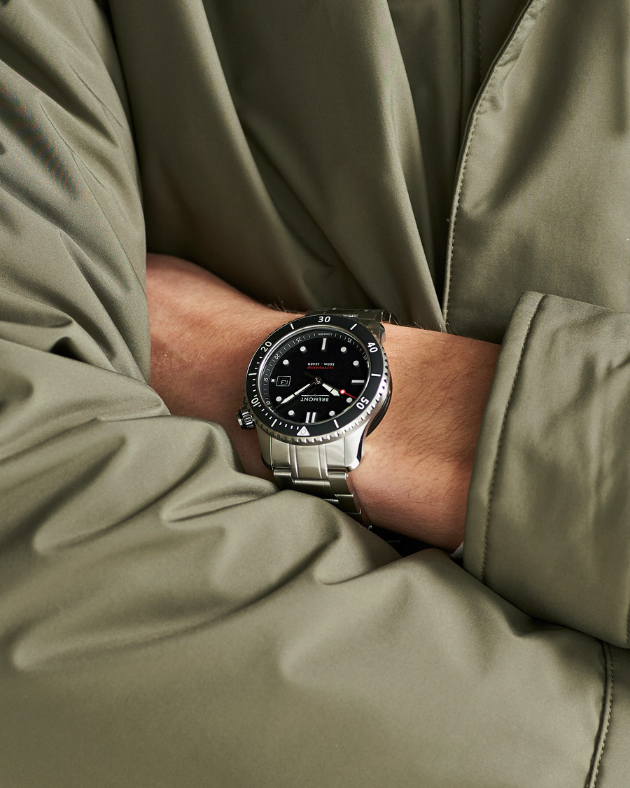 Herr | Fine watches | Bremont | S500 Supermarine 43mm Steel Bracelet Black Dial