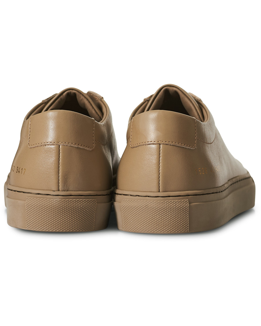 Herr | Common Projects Original Achilles Sneaker Coffee | Common Projects | Original Achilles Sneaker Coffee
