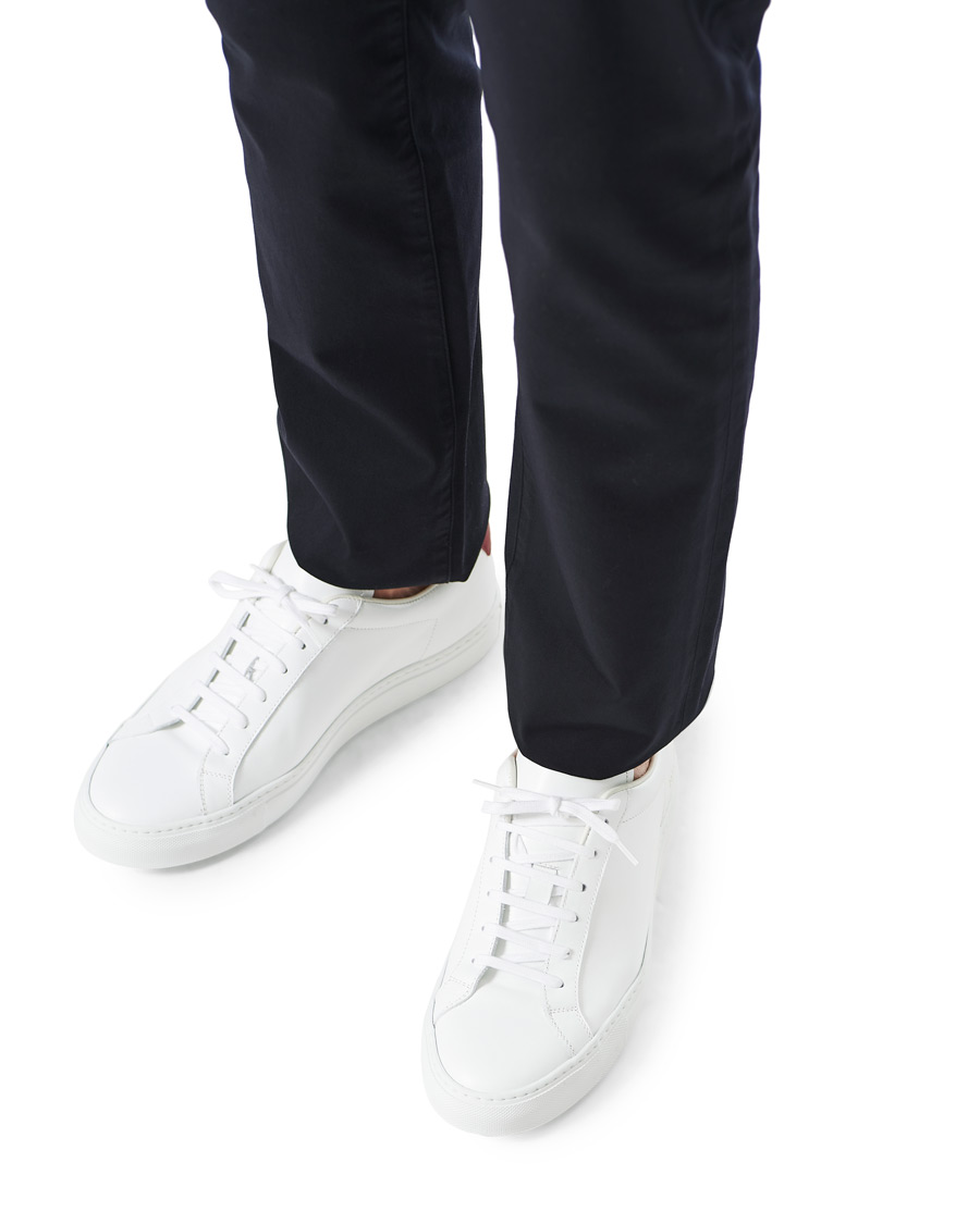 Herr | Common Projects Retro Low Sneaker White/Red | Common Projects | Retro Low Sneaker White/Red