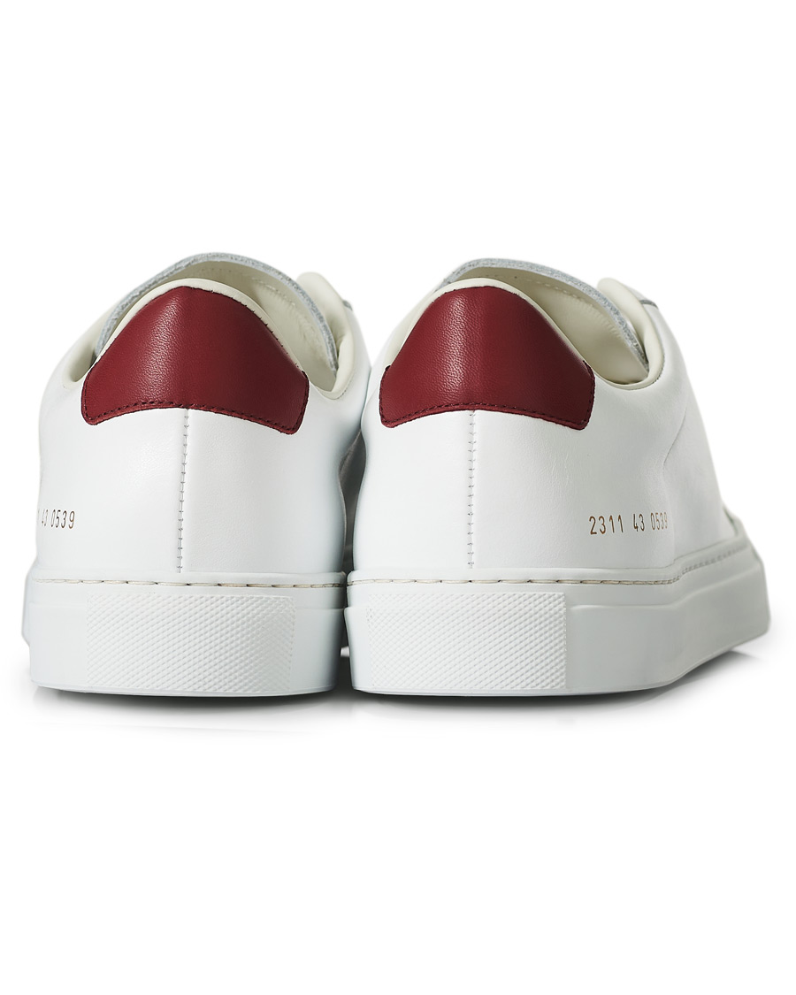 Herr | Common Projects Retro Low Sneaker White/Red | Common Projects | Retro Low Sneaker White/Red