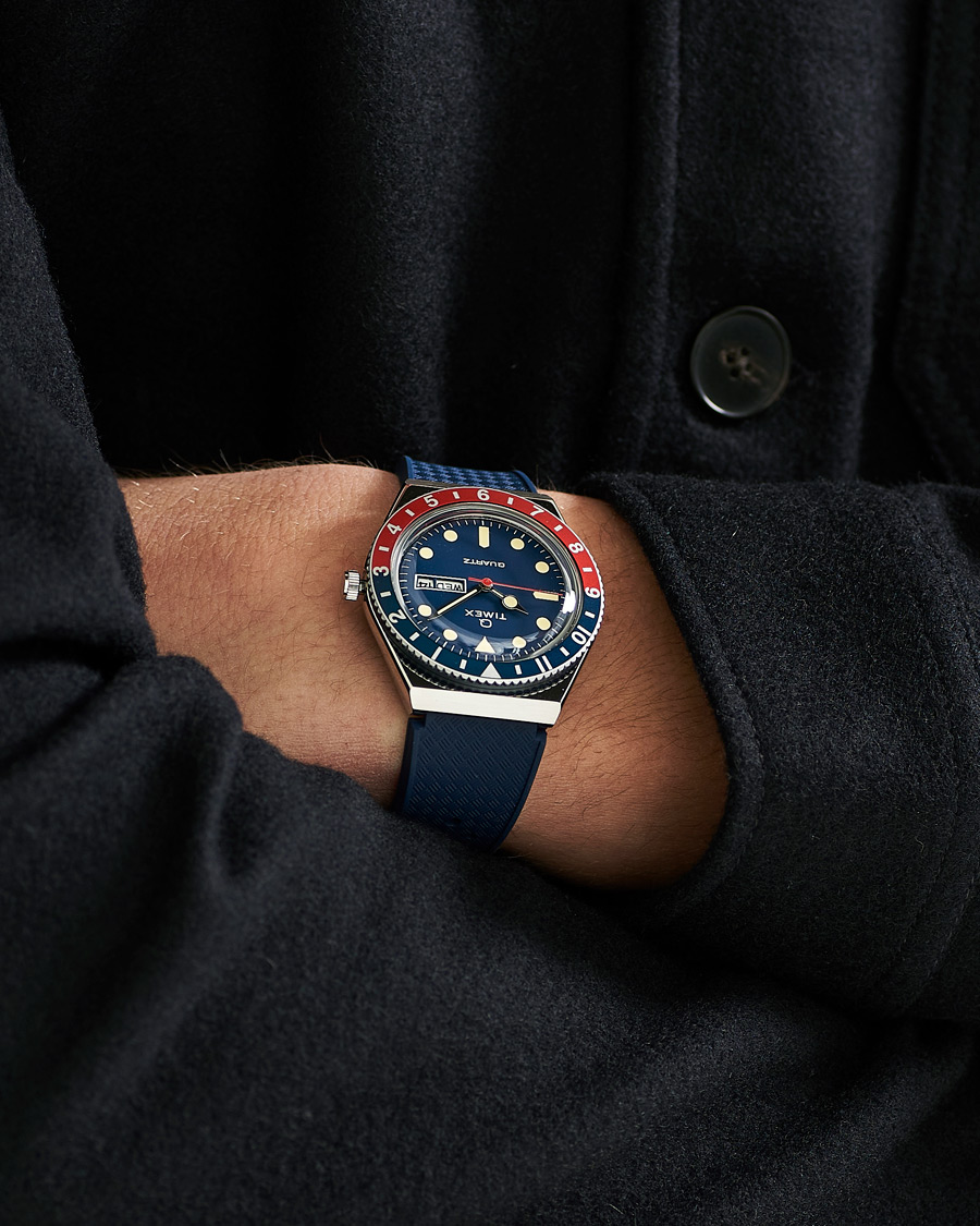 Herr | Timex Q Diver 38mm Rubber Strap Blue/Red | Timex | Q Diver 38mm Rubber Strap Blue/Red