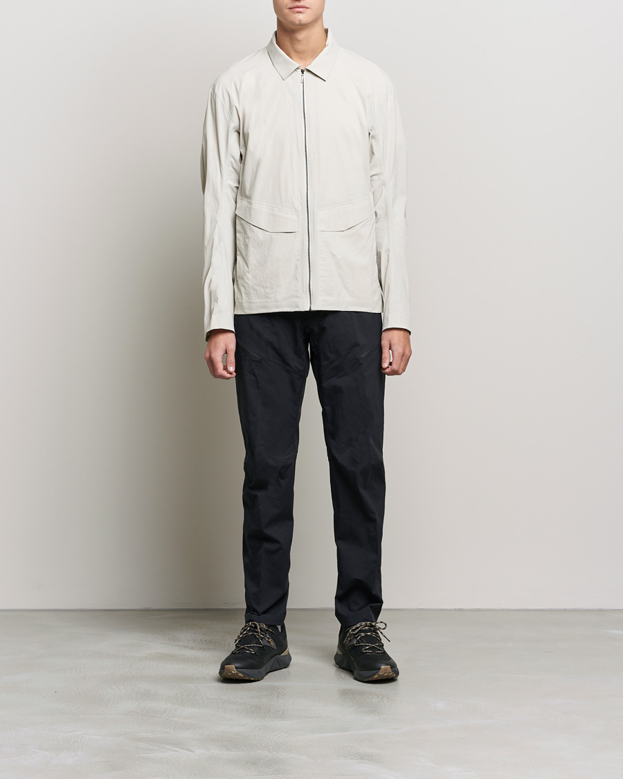 Herr | Jackor | Arc'teryx Veilance | Spere LT Recycled Terratex Jacket Sanddust