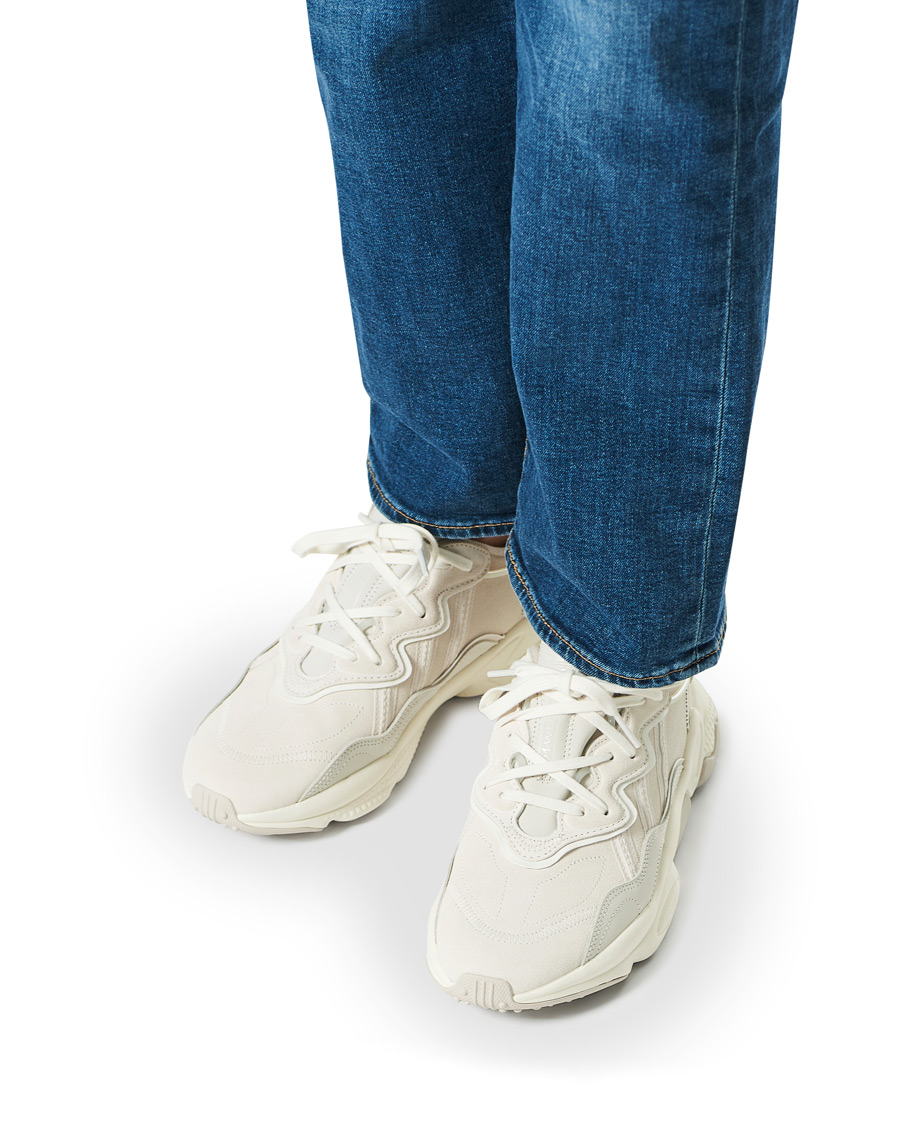 Herr | adidas Originals Ozweego Offwhite | adidas Originals | Ozweego Offwhite