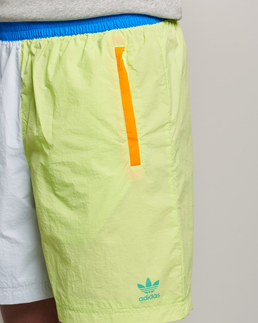 Herr | Shorts | adidas Originals | Blocked Woven Shorts Blue/Yellow