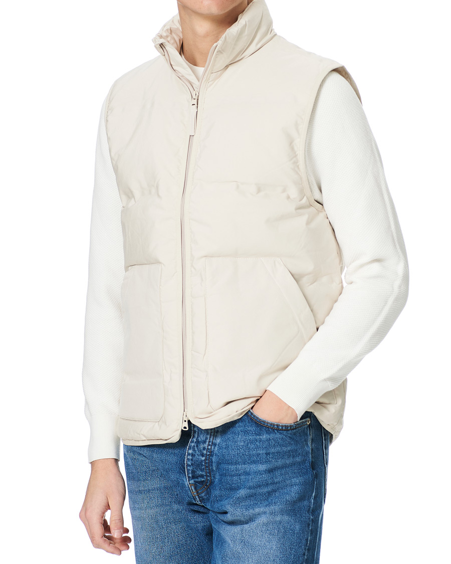 Herr | Jackor | A Day's March | Makalu Down Vest Sand