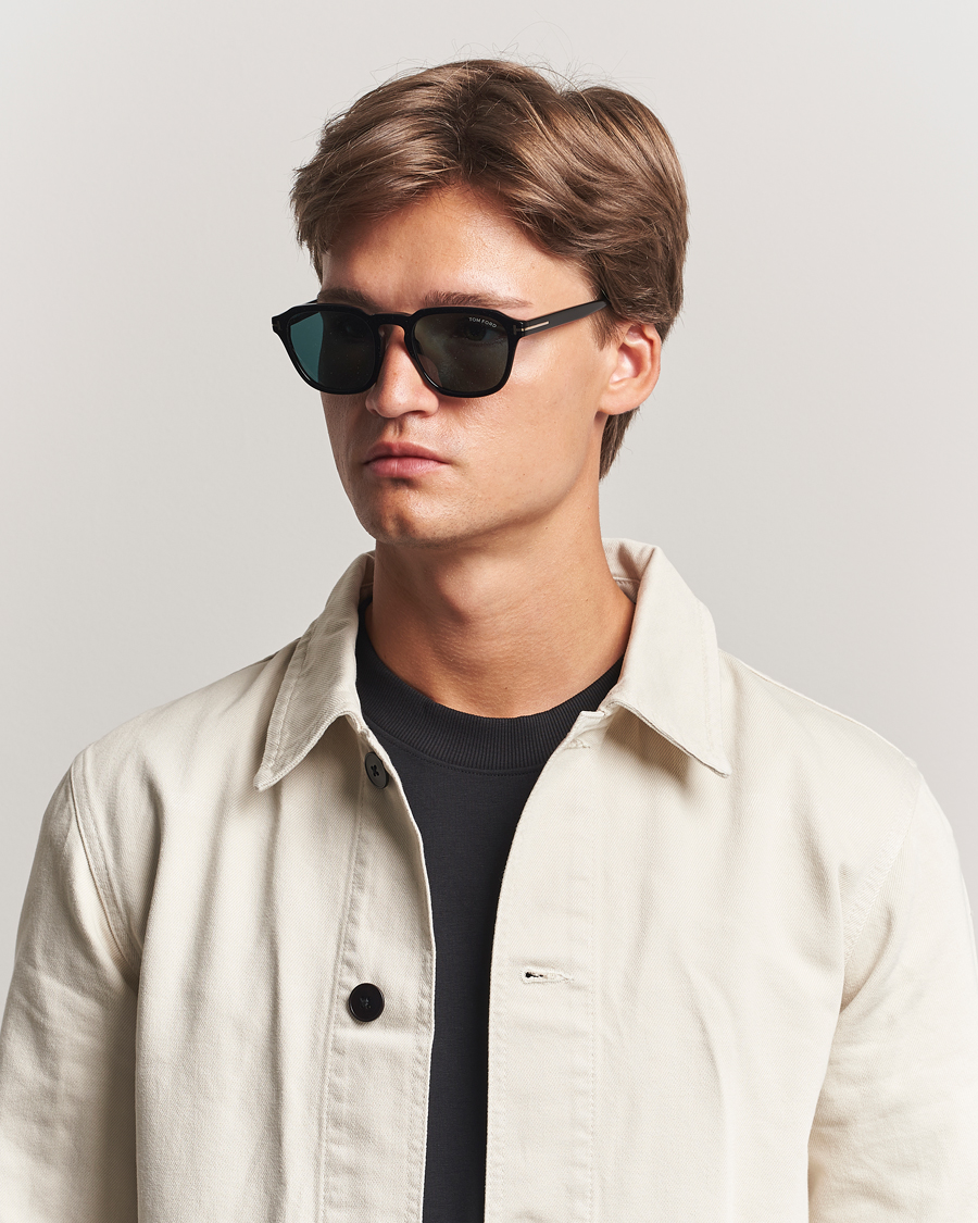 Herr | Solglasögon | Tom Ford | Avery Sunglasses Shiny Black/Blue