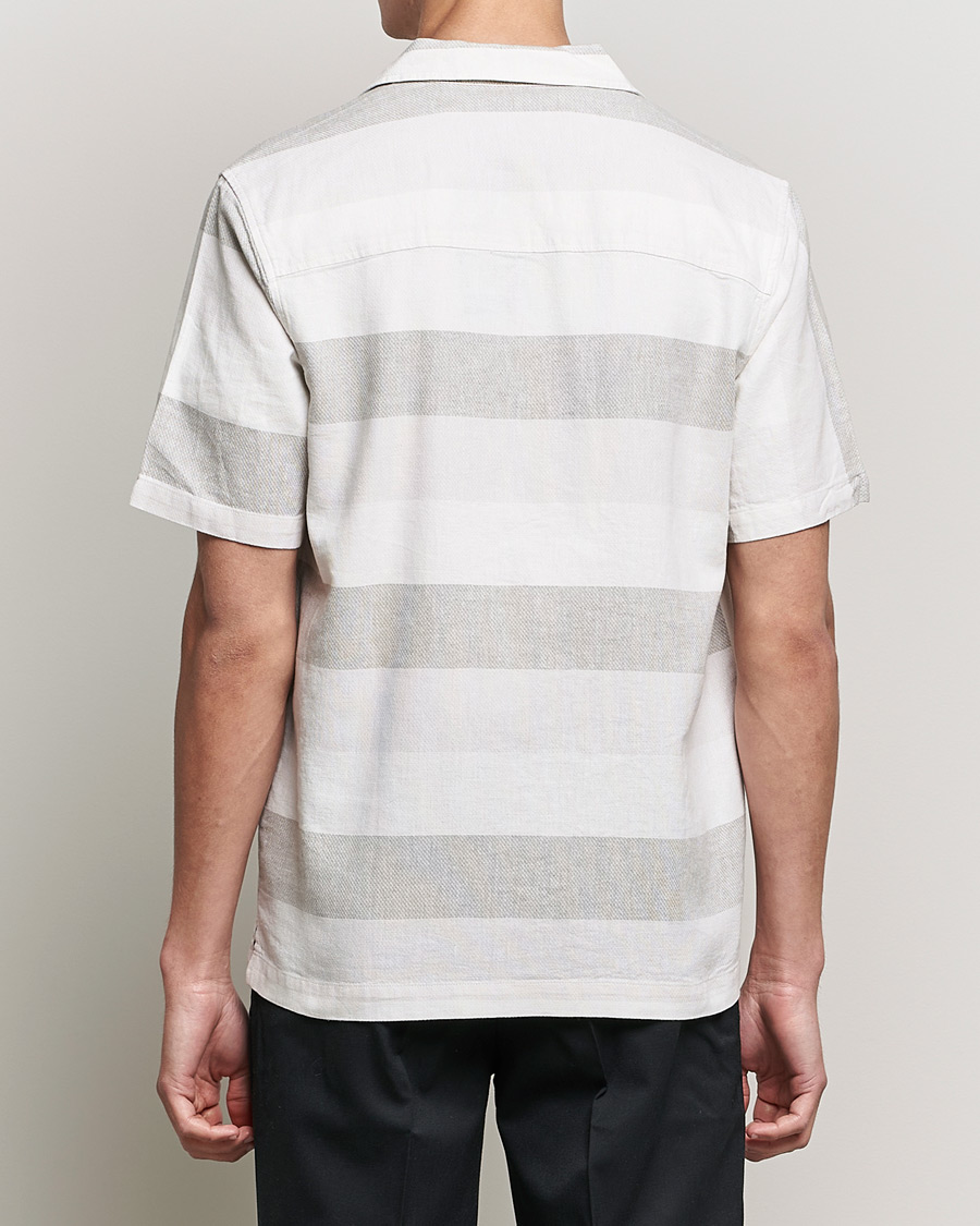 Herr | Skjortor | Lyle & Scott | Artisinal Resort Short Sleeve Shirt Off White