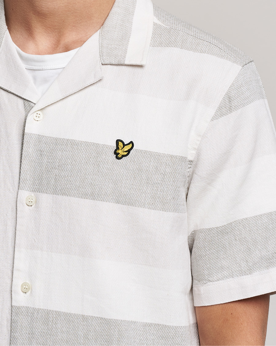 Herr | Skjortor | Lyle & Scott | Artisinal Resort Short Sleeve Shirt Off White