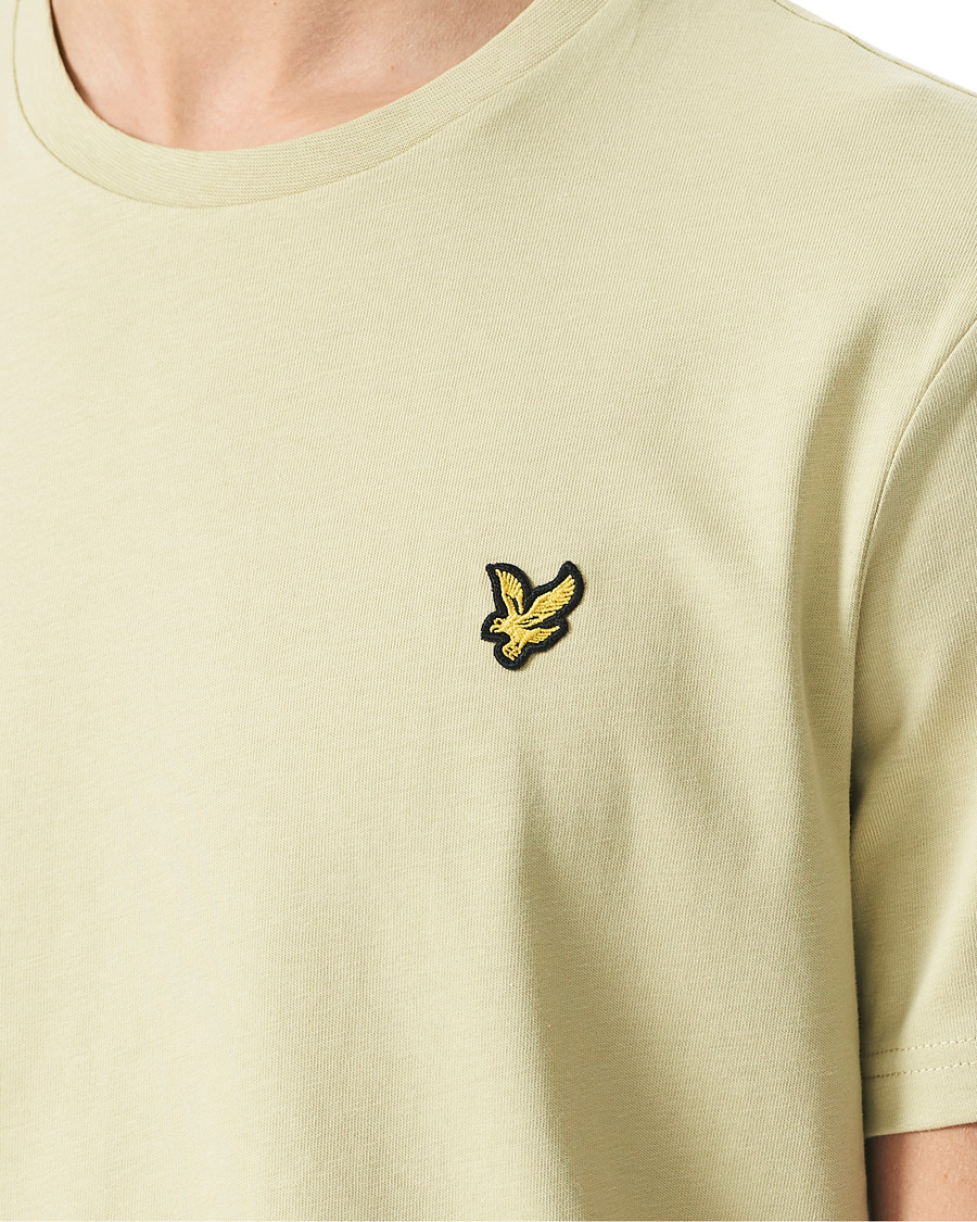 Herr | T-Shirts | Lyle & Scott | Crew Neck Tee Natural Green