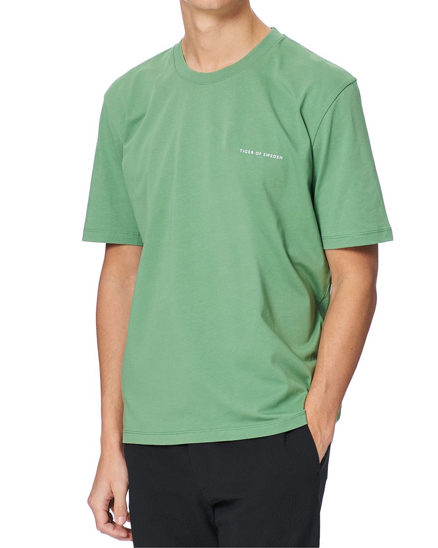 Herr | T-Shirts | Tiger of Sweden | Pro T-shirt Shale Green