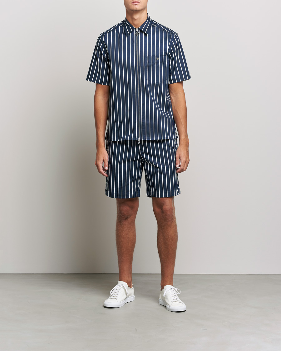 Herr | Shorts | J.Lindeberg | Earl Stripe Resort Shorts Navy