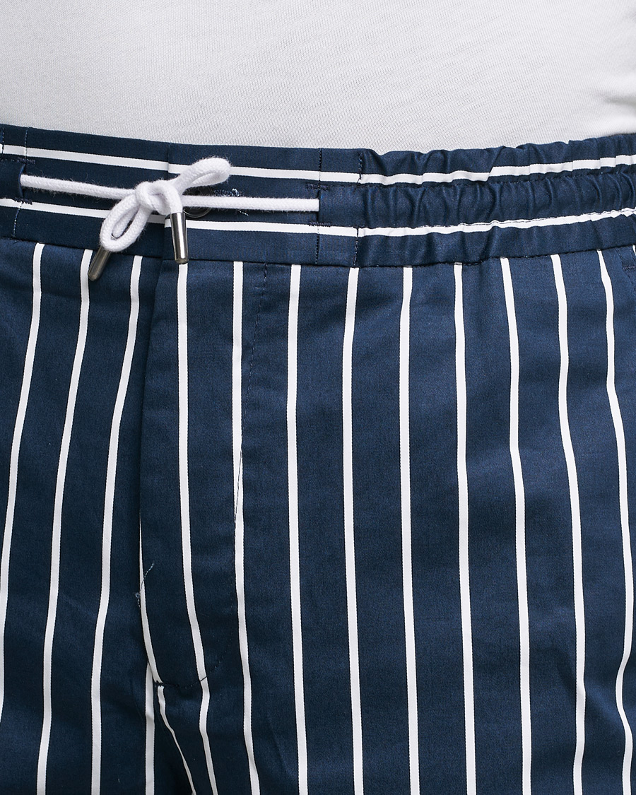 Herr | Shorts | J.Lindeberg | Earl Stripe Resort Shorts Navy
