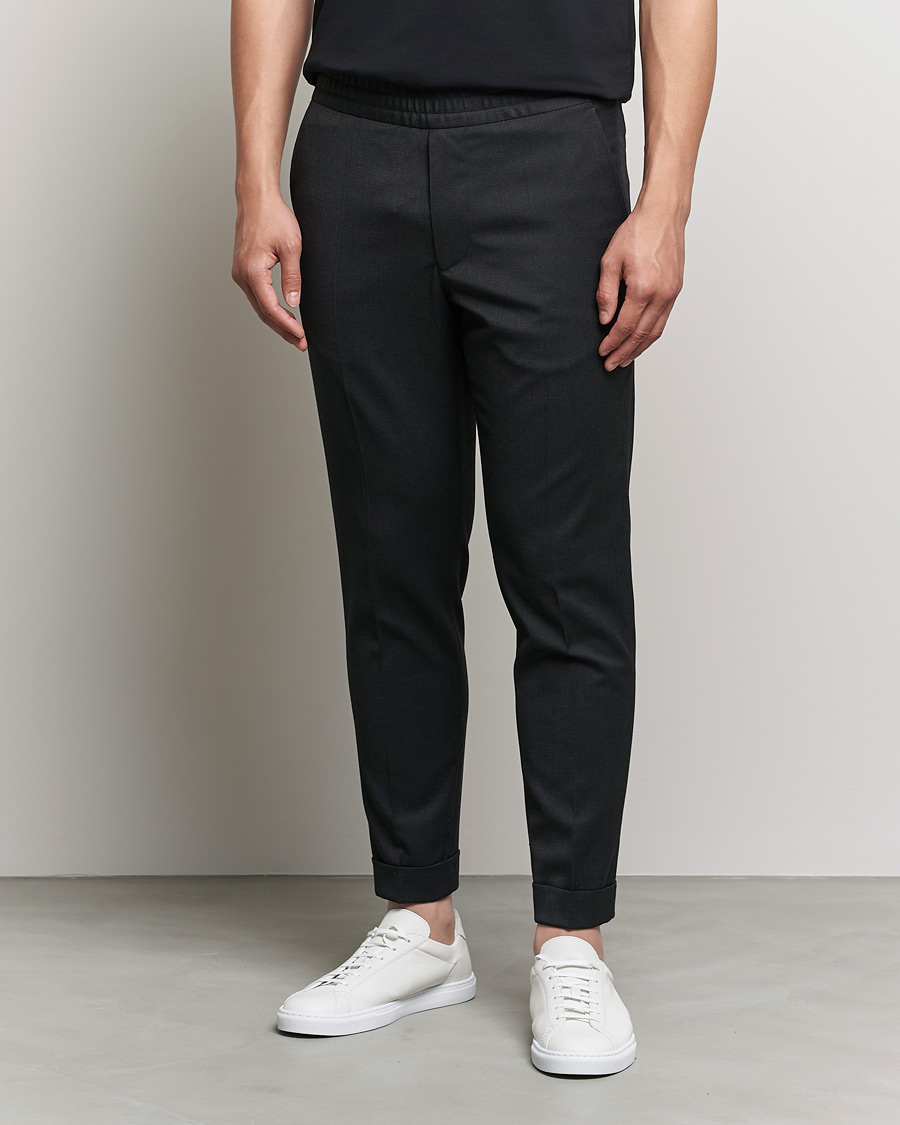 Herr | Byxor | Filippa K | Terry Gabardine Cropped Turn Up Trousers Anthracite
