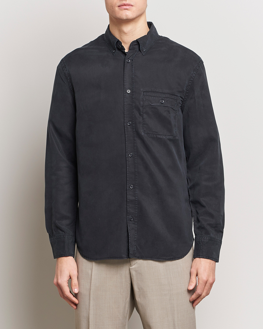 Herr | Business & Beyond | Filippa K | Zachary Tencel Shirt Almost Black