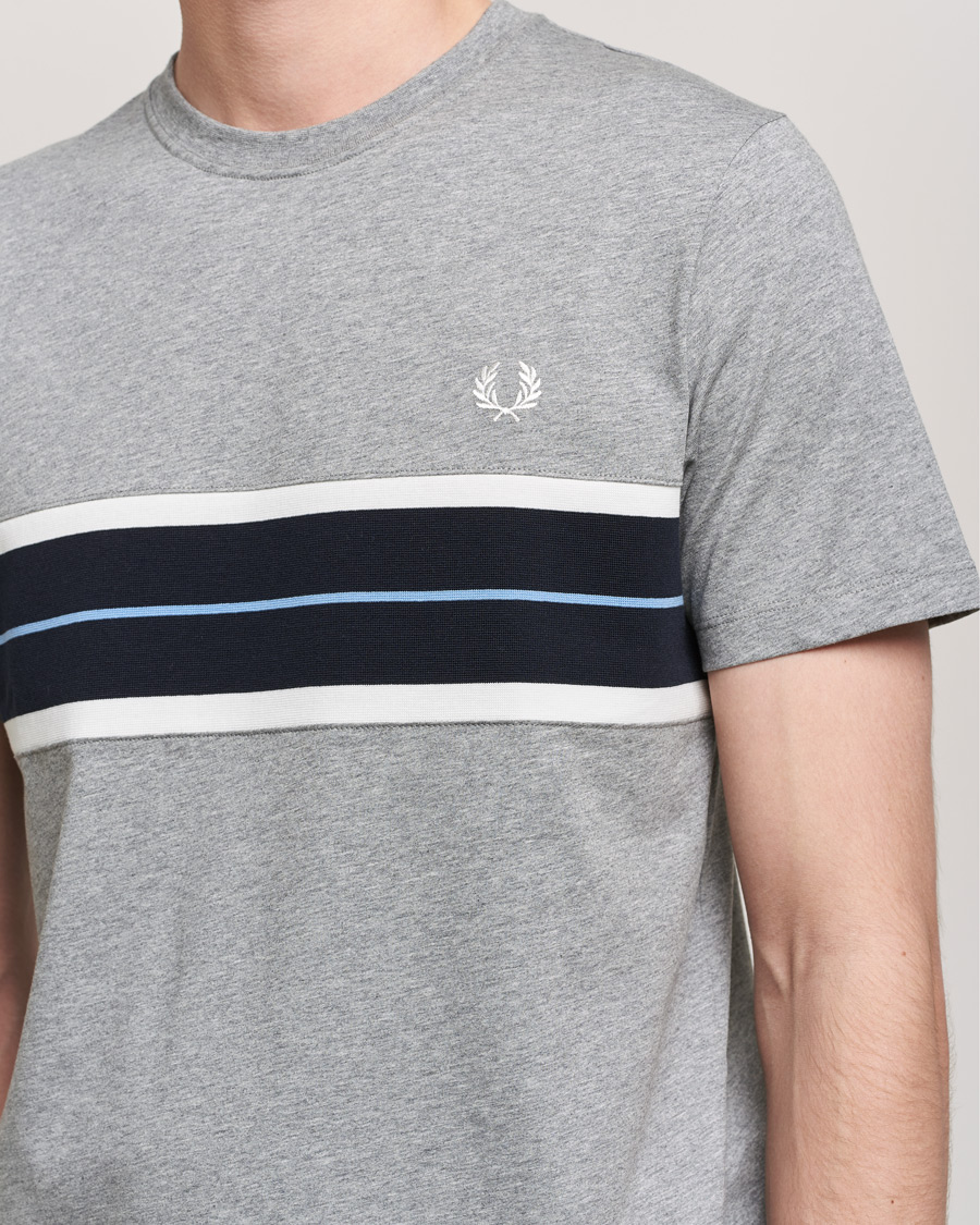 Herr | T-Shirts | Fred Perry | Tram Line Pannel Tee Steel Marl