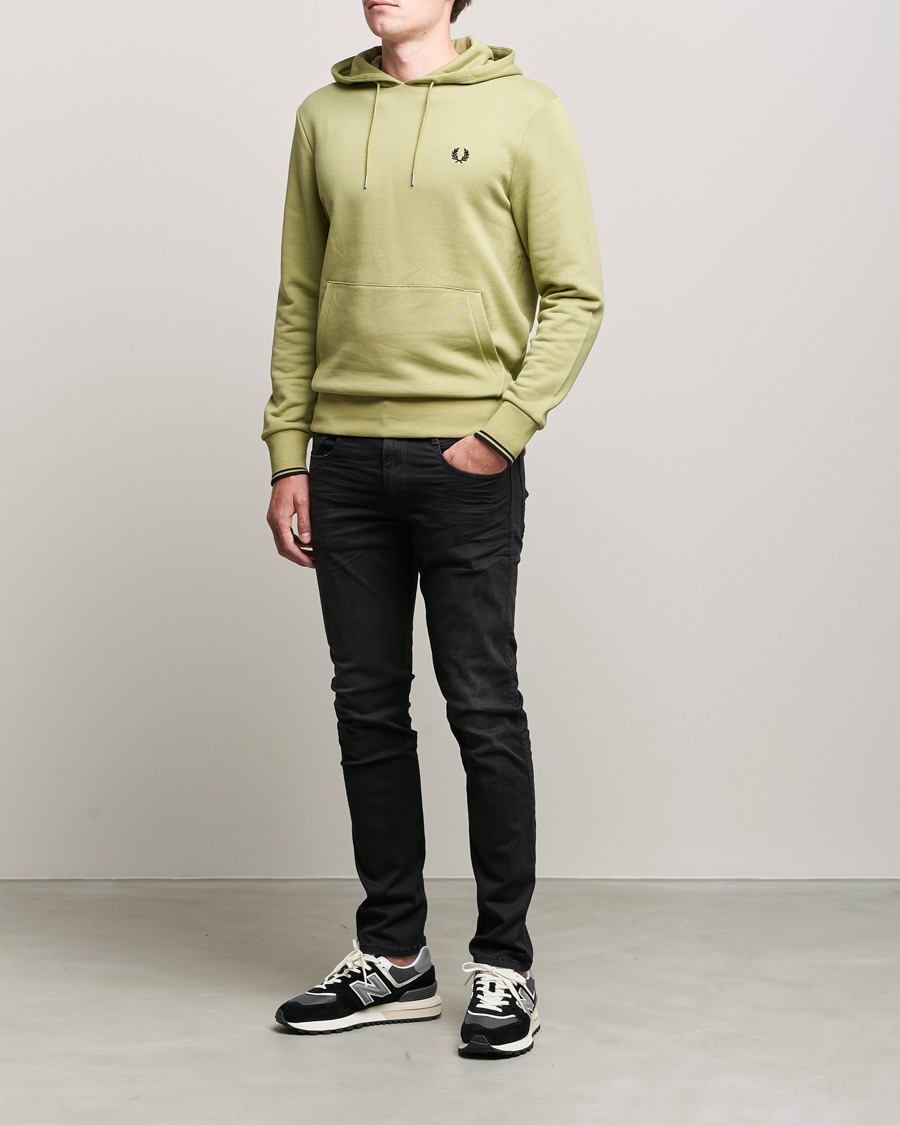 Herr | Tröjor | Fred Perry | Tipped Hooded Sweatshirt Sage Green 
