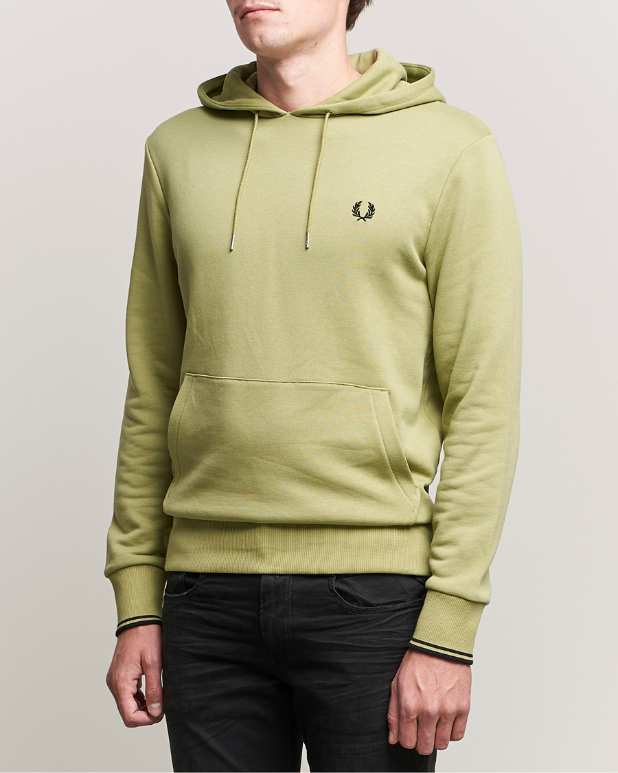 Herr | Tröjor | Fred Perry | Tipped Hooded Sweatshirt Sage Green 