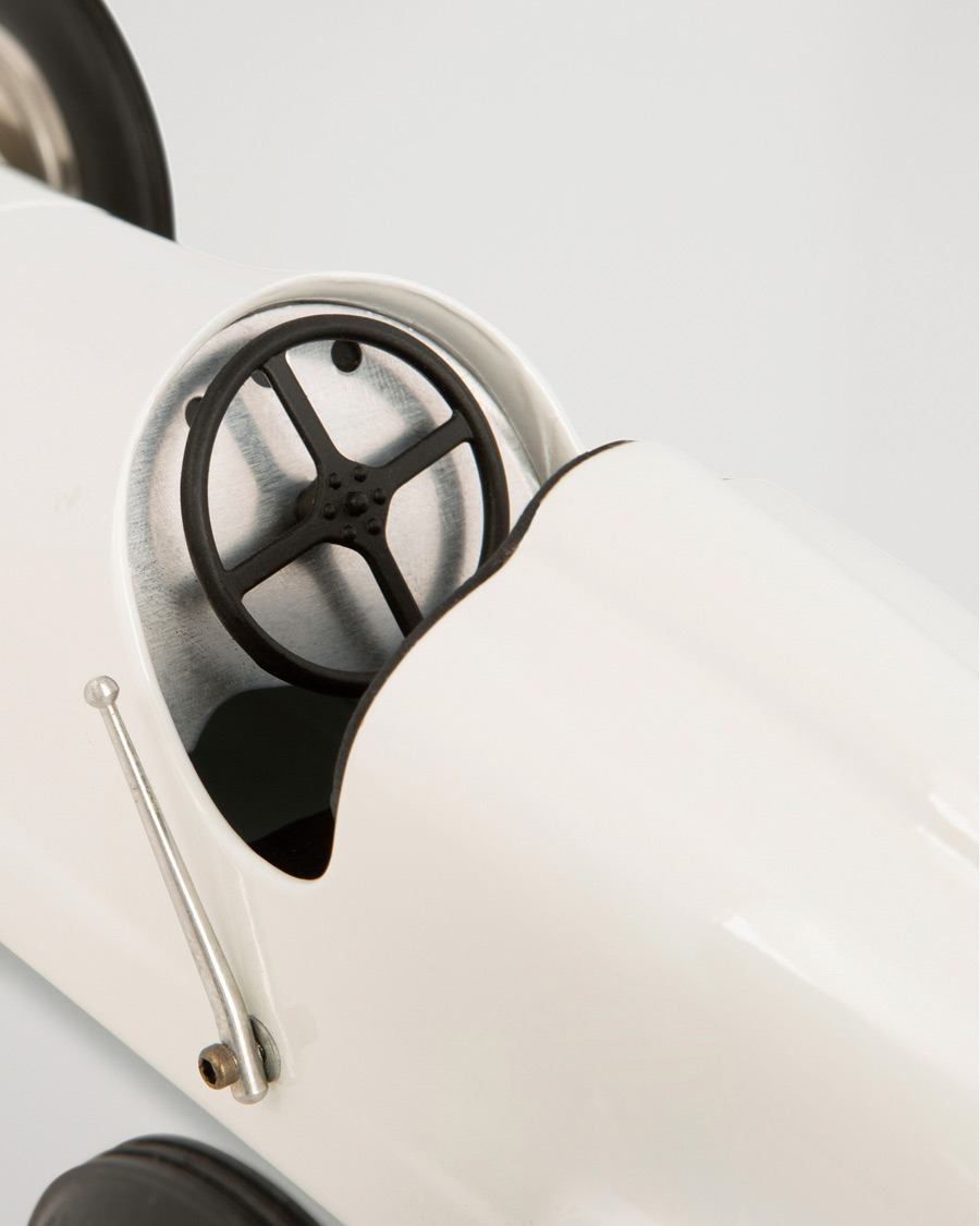 Herr | Till Konnässören | Authentic Models | Indianapolis Racing Car White/Black