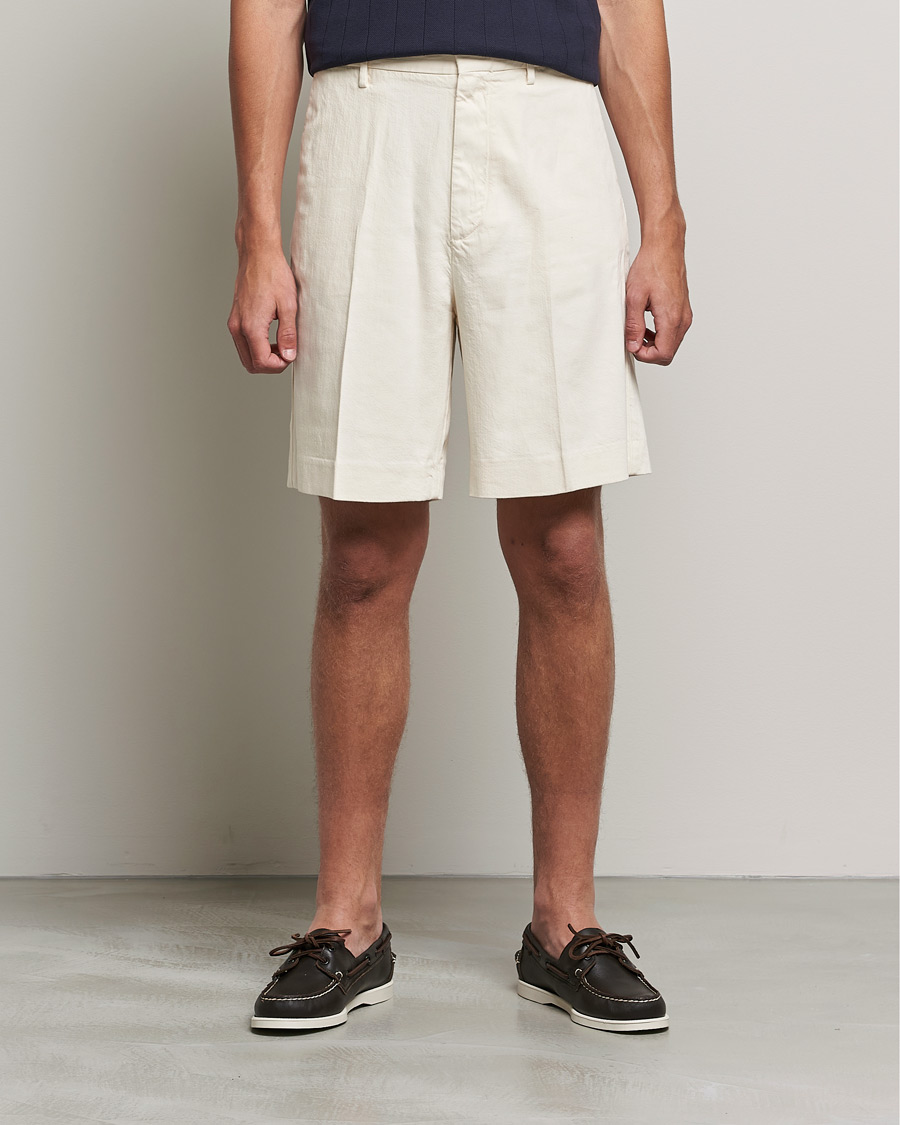 Herr | Shorts | GANT | Tailored Volume Shorts Caulk White
