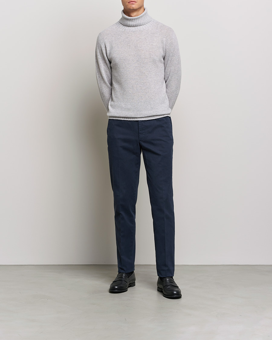 Herr | Tröjor | Altea | Wool/Cashmere Turtleneck Sweater Light Grey