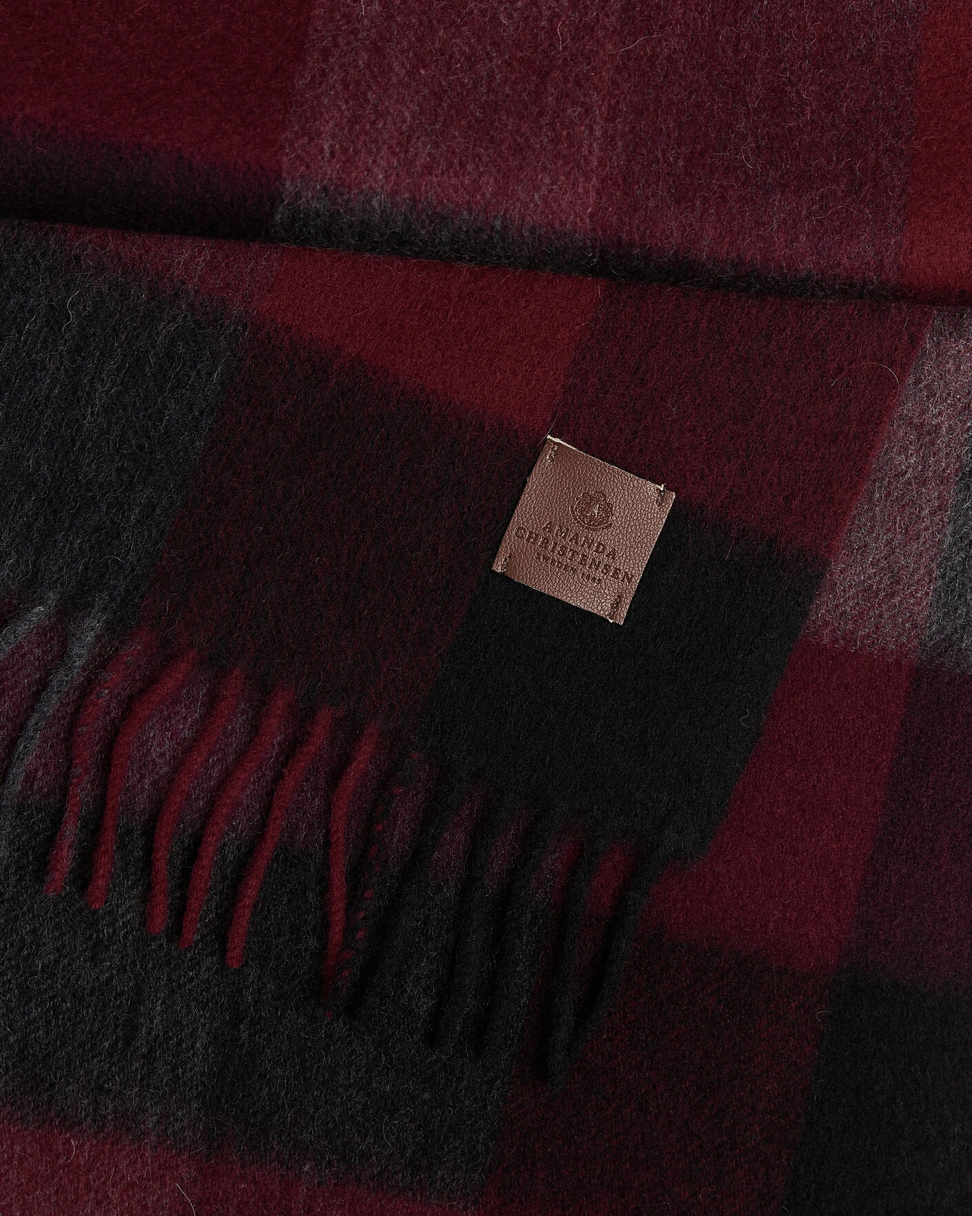 Herr | Halsdukar | Amanda Christensen | Amanda ChristensenWool Block Check ScarfWine/Black