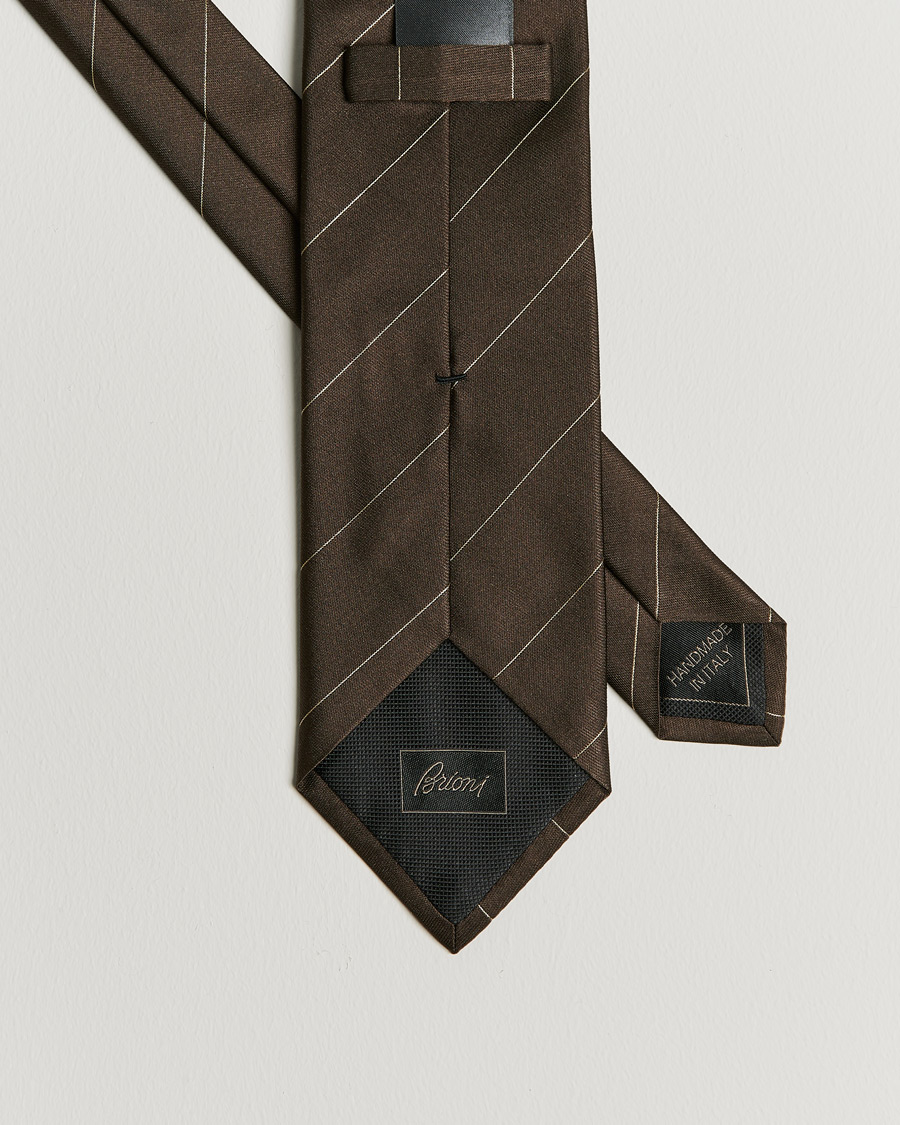 Herr | Brioni Regimental Stripe Silk Tie Dark Brown | Brioni | Regimental Stripe Silk Tie Dark Brown