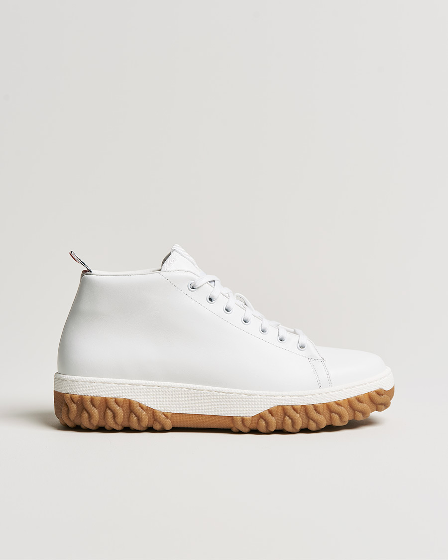 Herr | Thom Browne Mid Top Court Sneaker White Calf | Thom Browne | Mid Top Court Sneaker White Calf