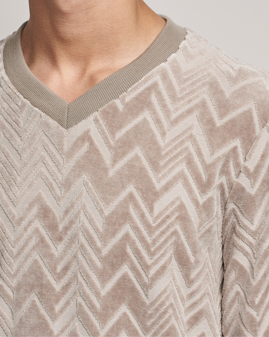 Herr | Tröjor | Giorgio Armani | Velvet Jersey Chevron Sweater Beige