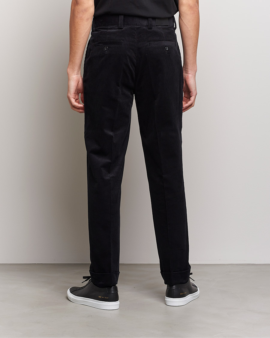 Herr | Byxor | J.Lindeberg | Gordon Pleated Corduroy Trousers Black