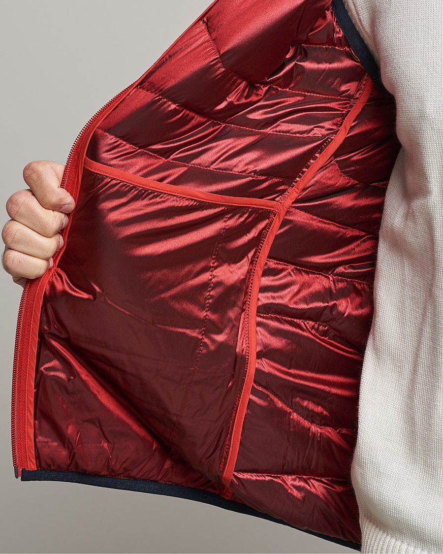 Herr | Jackor | J.Lindeberg | Cliff Light Down Vest Barbados Cherry