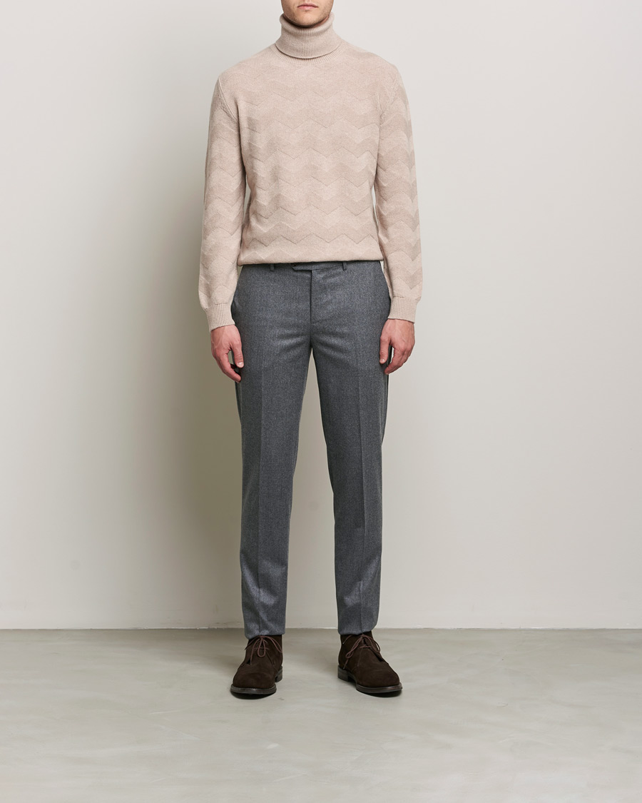 Herr | Tröjor | Kiton | Cashmere Zig Zag Turtleneck Beige