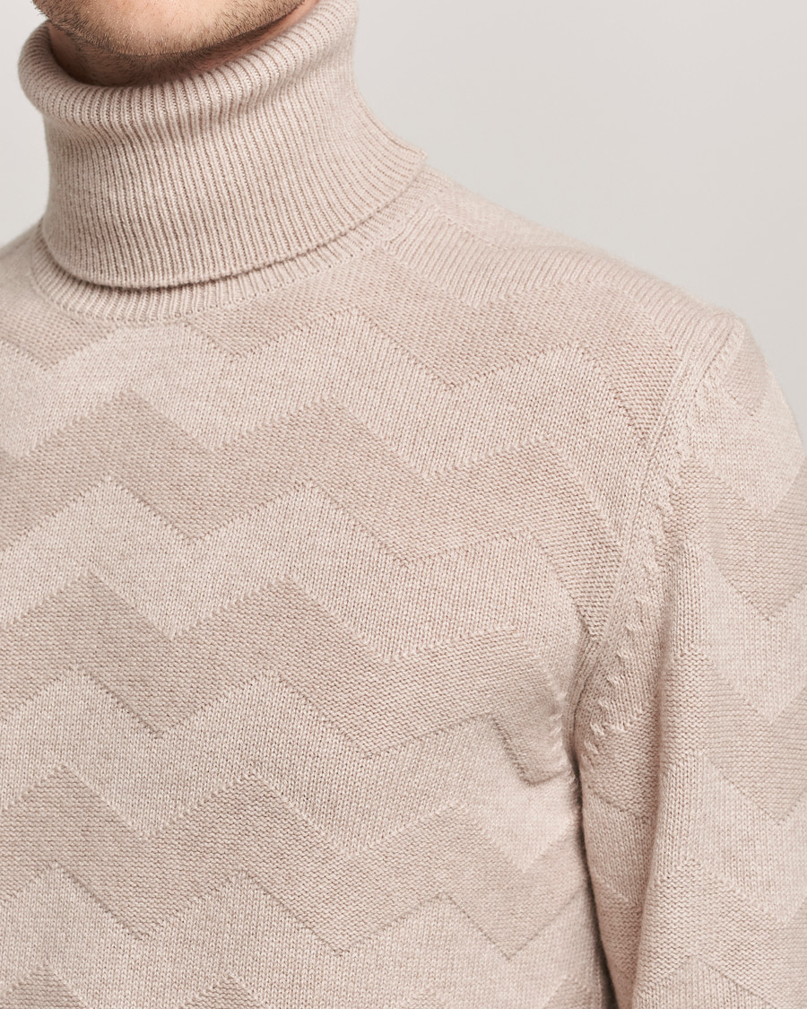 Herr | Tröjor | Kiton | Cashmere Zig Zag Turtleneck Beige