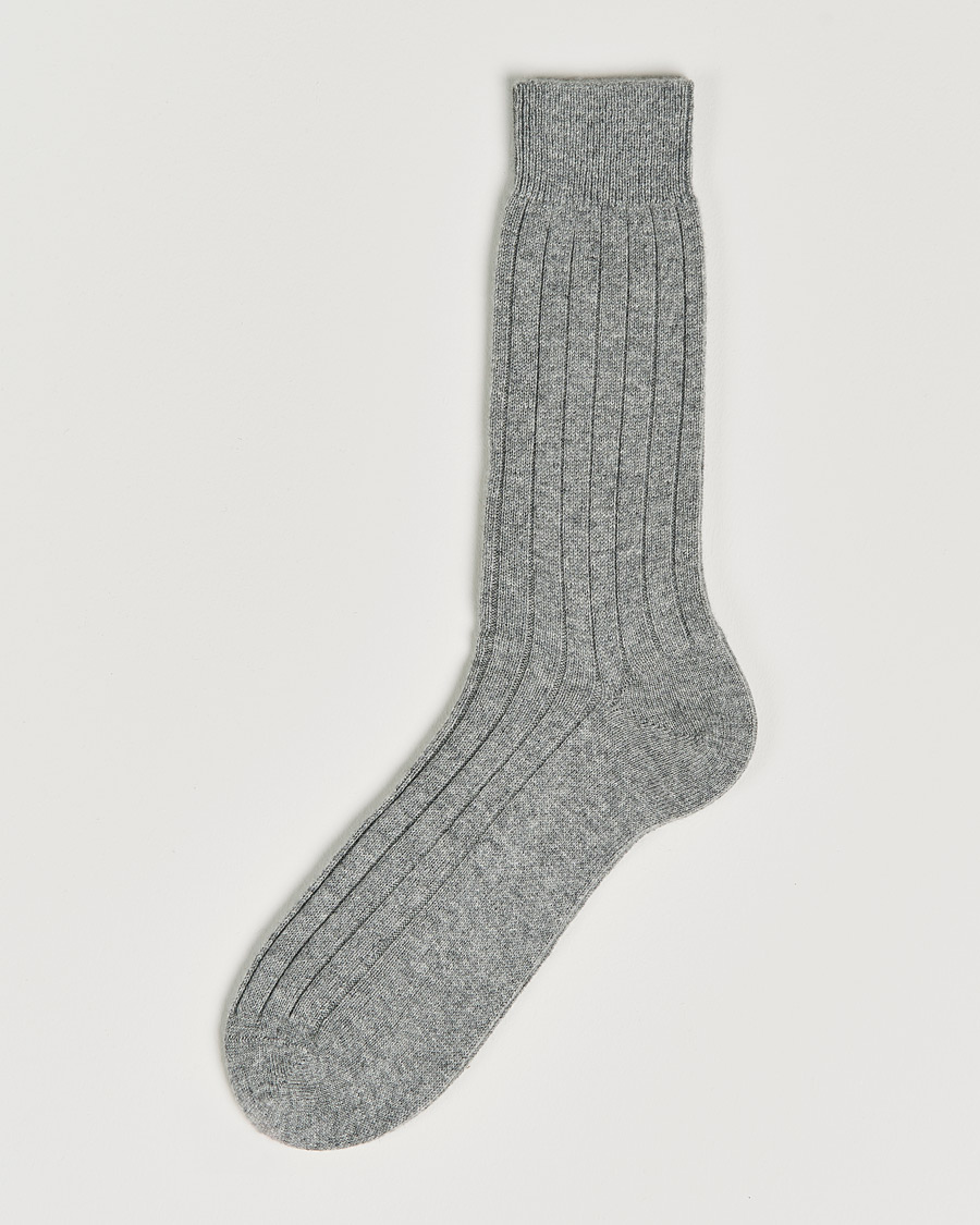 Herr | Underkläder | Bresciani | Pure Cashmere Ribbed Socks Light Grey