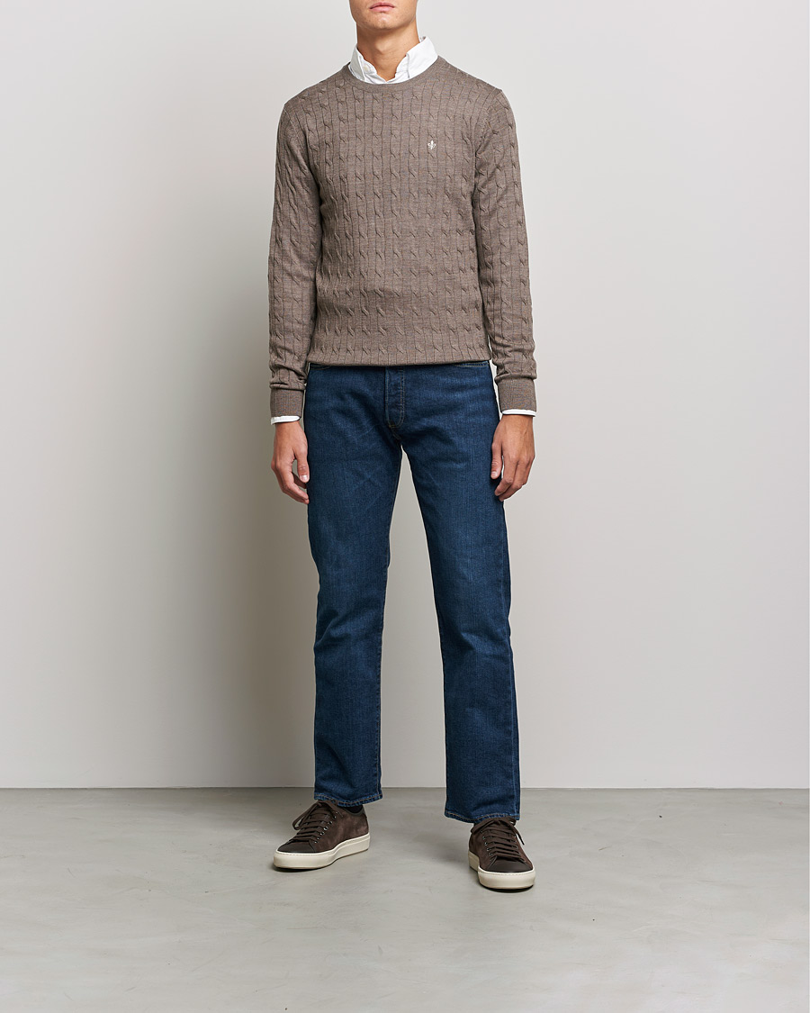 Herr | Tröjor | Morris | Merino Cable Crew Neck Light Brown