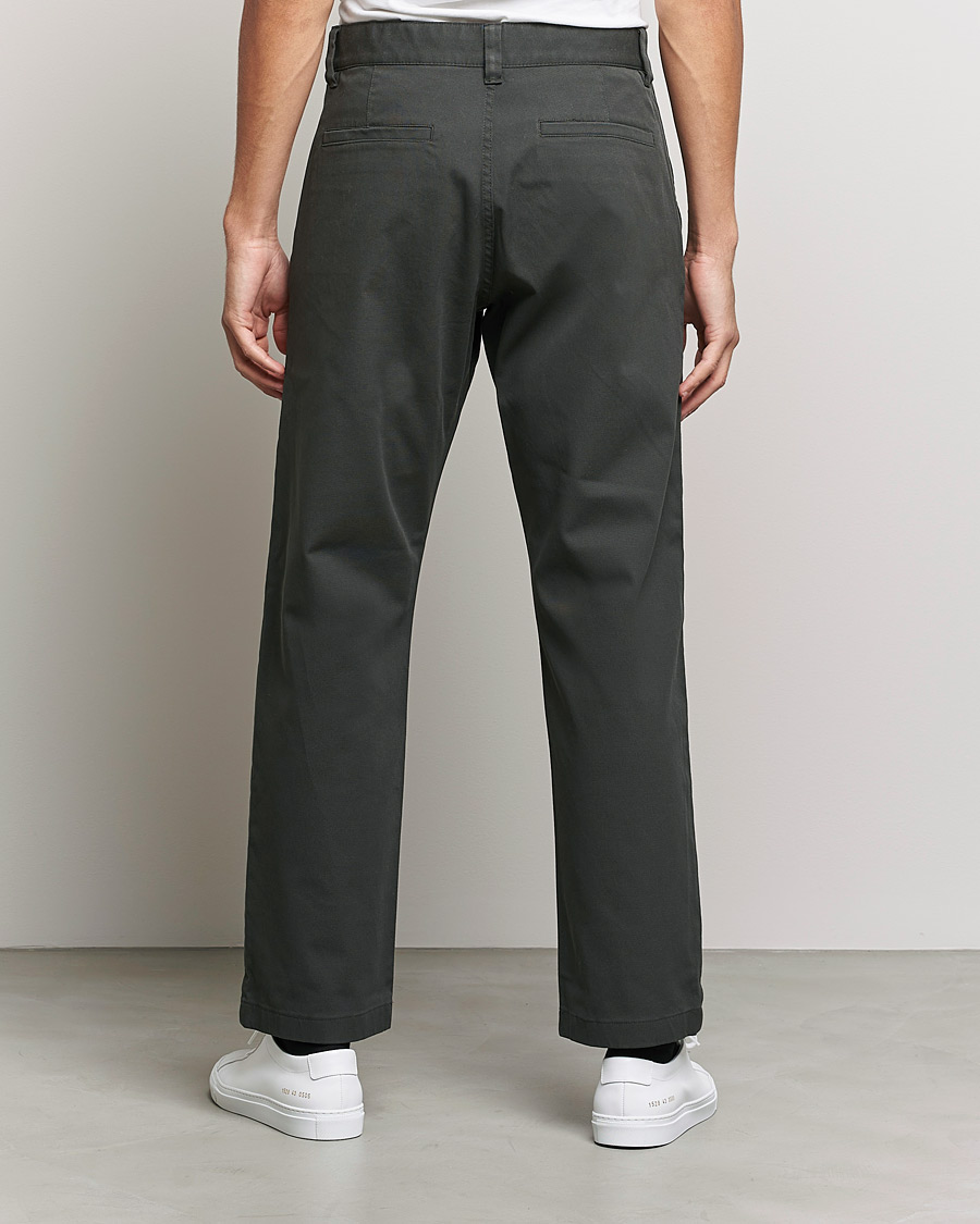 Herr | Byxor | NN07 | Alex Straight Fit Cotton Chinos Dark Army