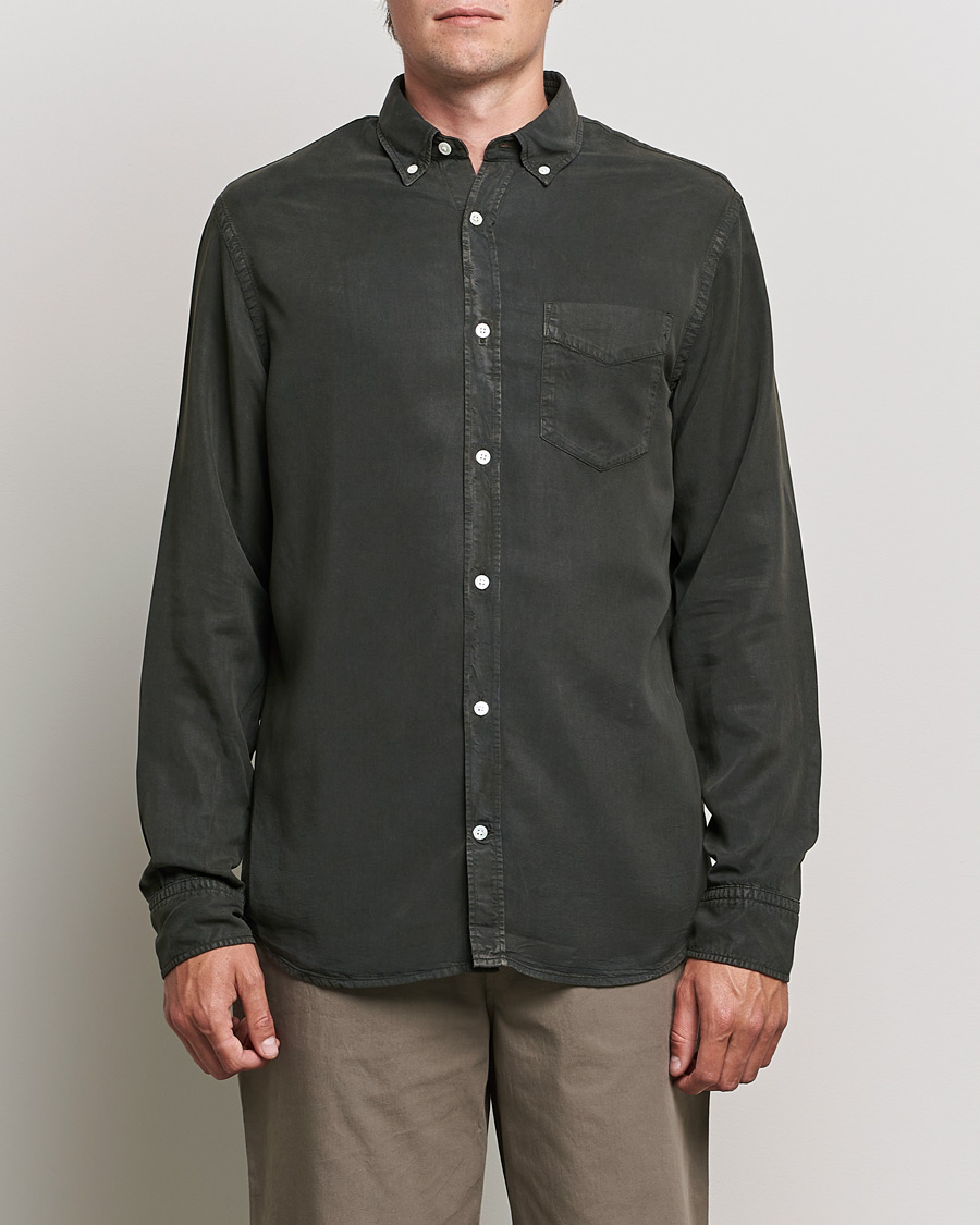 Herr | Skjortor | NN07 | Levon Tencel Shirt Dark Army
