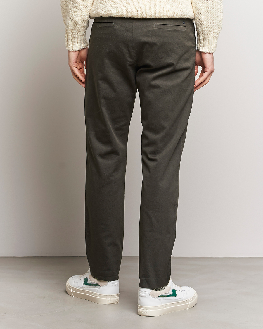 Herr | Byxor | NN07 | Theo Regular Fit Stretch Chinos Dark Army